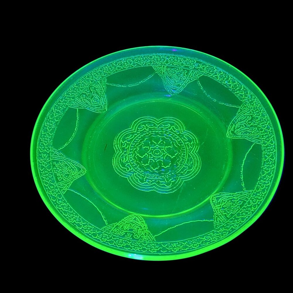 Vintage Uranium Depression Glass Green Patterned Saucer